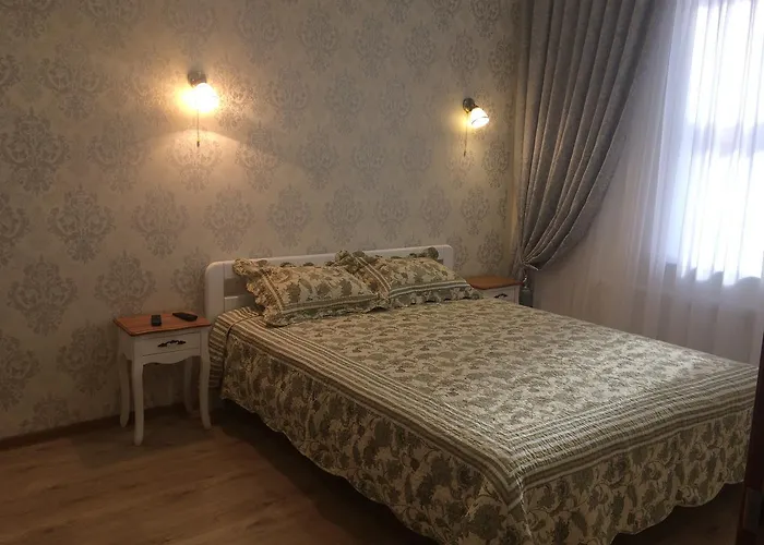 Morskaya Zhemchuzhina Na Marselskoy